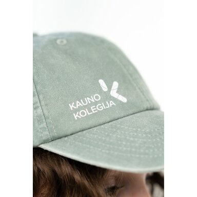 Vintage stiliaus kepurė „Kauno kolegija“